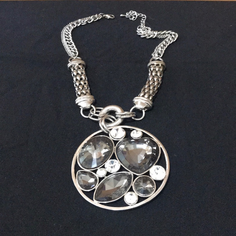Costume jewelry necklace  - silver